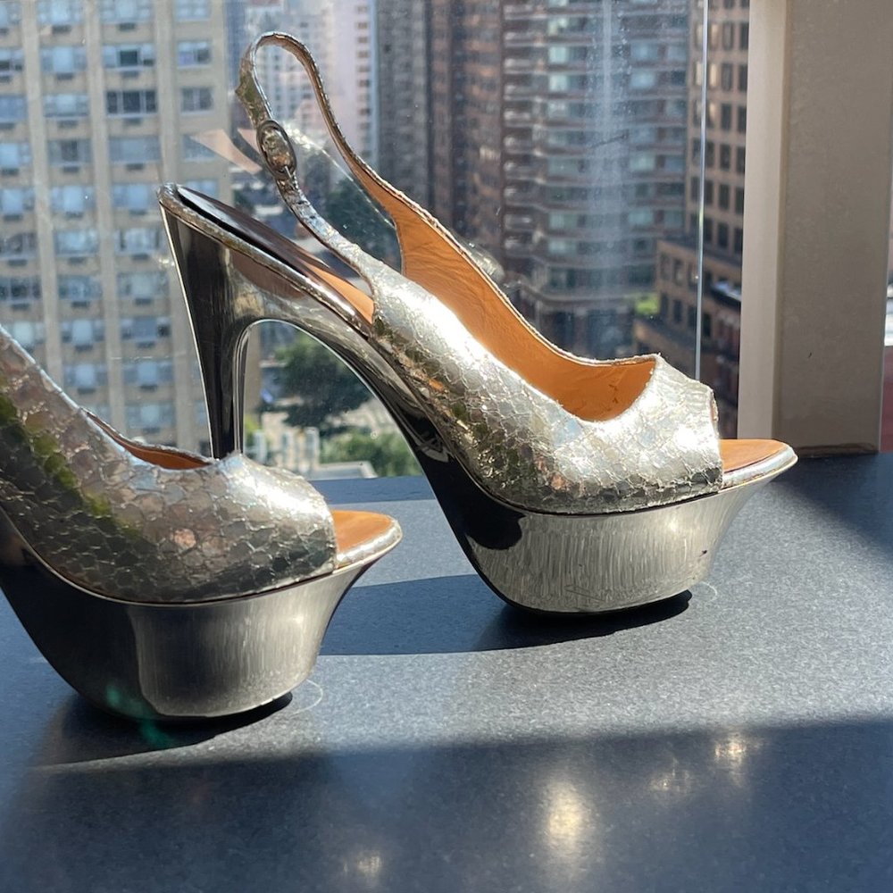 Giuseppe Zanotti Peep Toes Slingback Silver Python